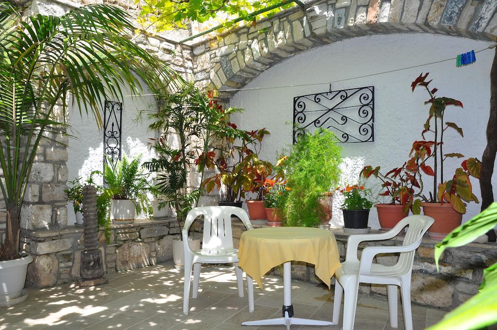 Remezzo Hotel & Studios Pythagoreio  Ngoại thất bức ảnh