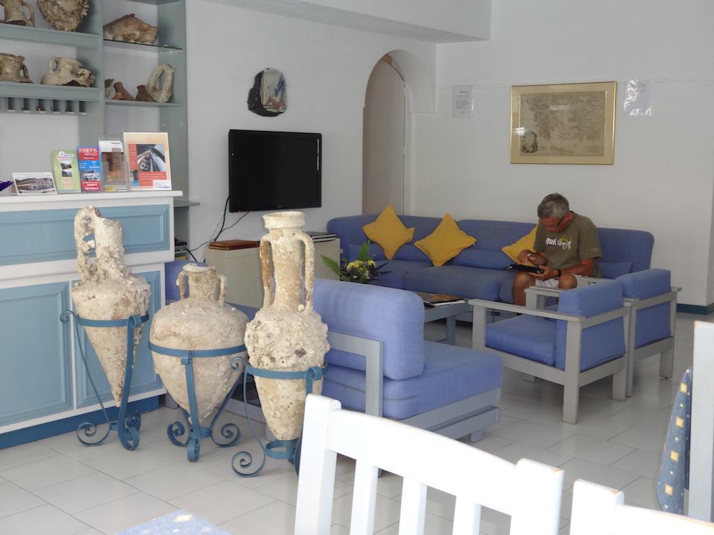 Remezzo Hotel & Studios Pythagoreio  Ngoại thất bức ảnh