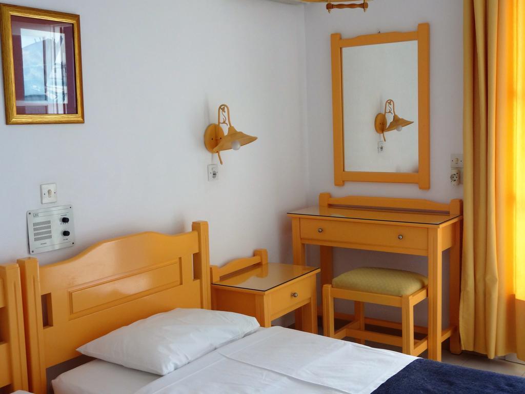 Remezzo Hotel & Studios Pythagoreio  Ngoại thất bức ảnh